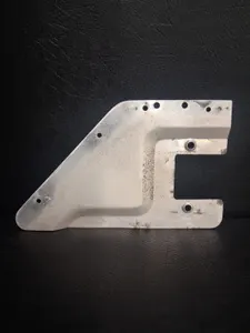 Cessna 150J RH Handle Plate Assembly PN: 0413388-4